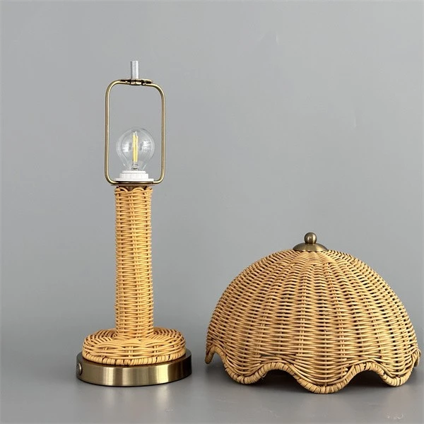 Portable And Rechargable Retro Rattan Table Lamp