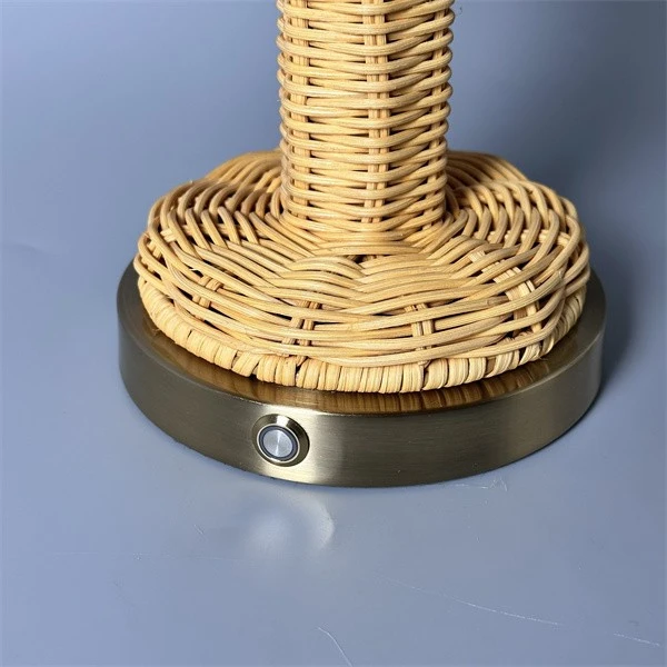 Portable And Rechargable Retro Rattan Table Lamp